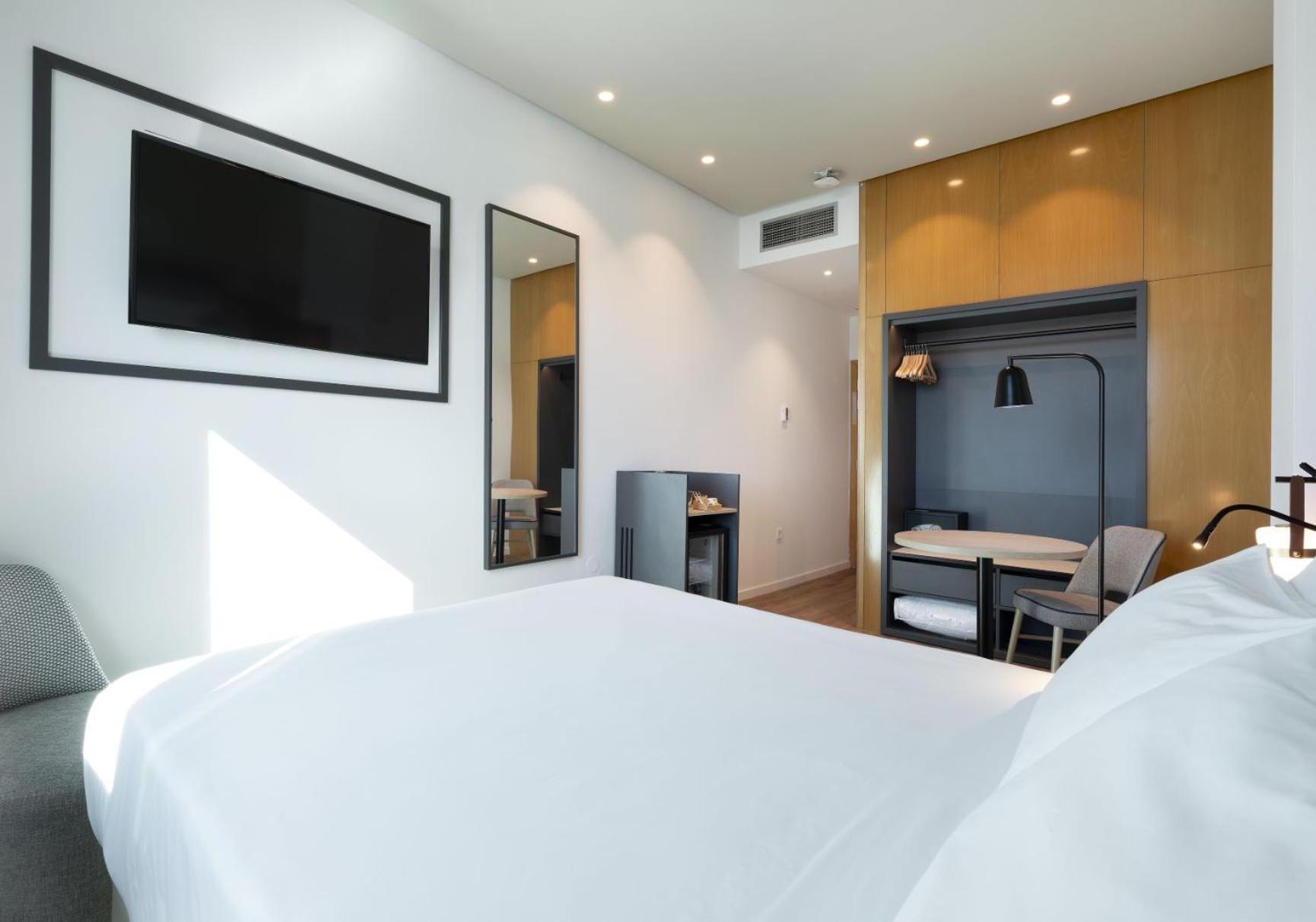 Hotel Malaga Alameda Centro Affiliated By Melia Dış mekan fotoğraf
