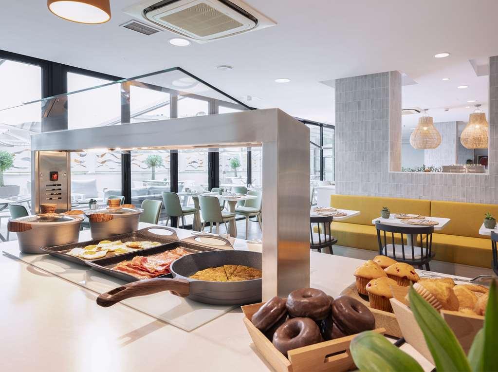 Hotel Malaga Alameda Centro Affiliated By Melia Restoran fotoğraf
